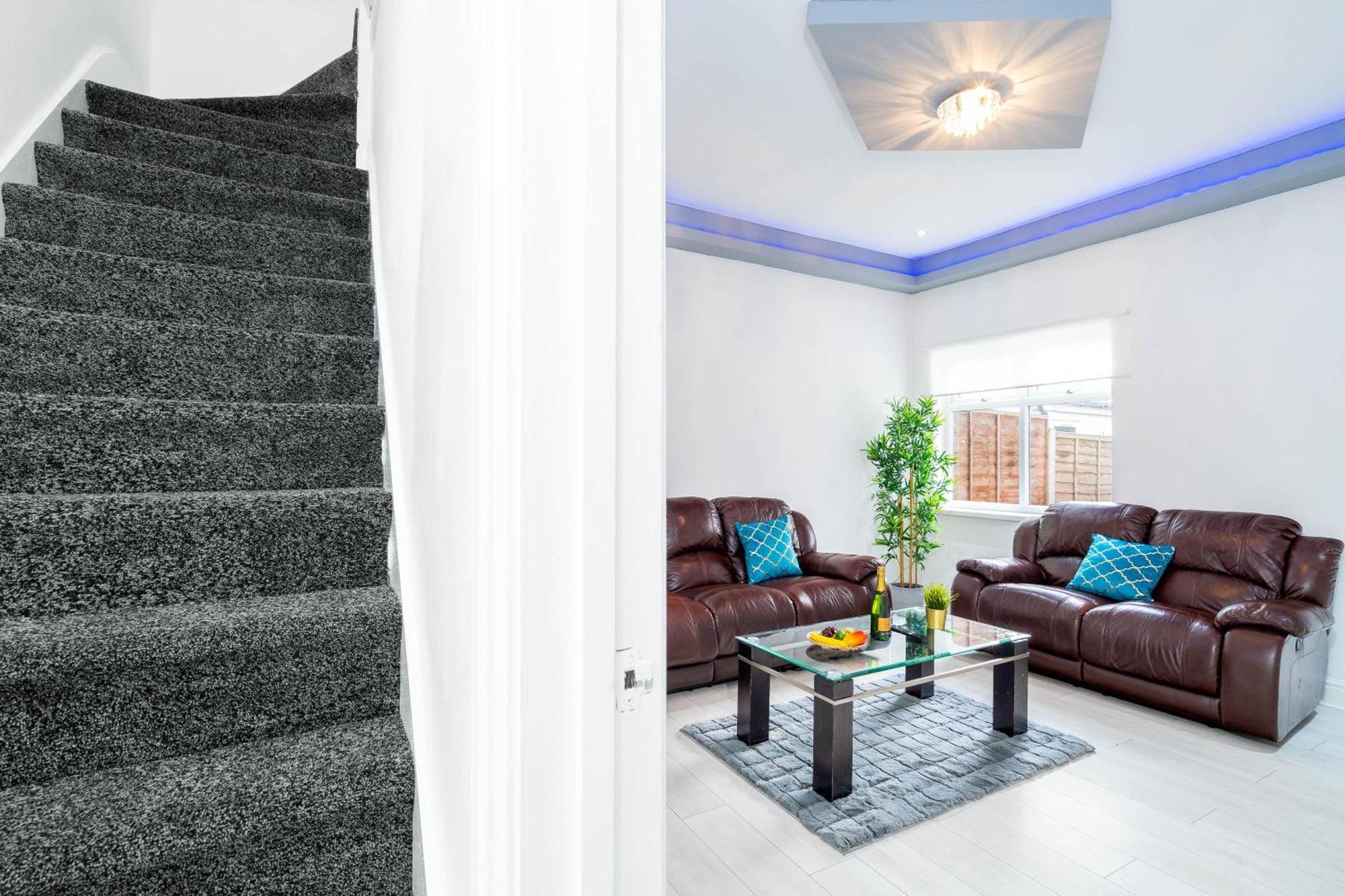 Five Bedroom Townhouse - Near City Centre - Edgbaston - On Street Parking - Wifi - Netflix - 974P Бирмингам Екстериор снимка