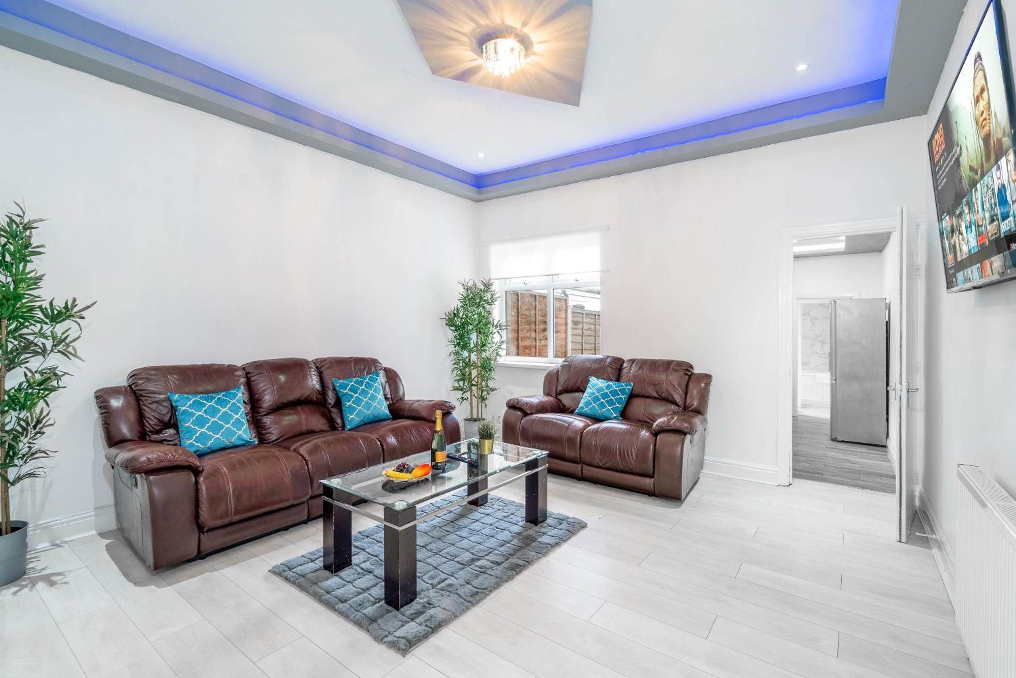 Five Bedroom Townhouse - Near City Centre - Edgbaston - On Street Parking - Wifi - Netflix - 974P Бирмингам Екстериор снимка